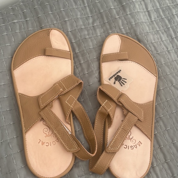 Magic shoes barefoot sandals. New never worn size 39. Genuine leather. - Picture 2 of 3
